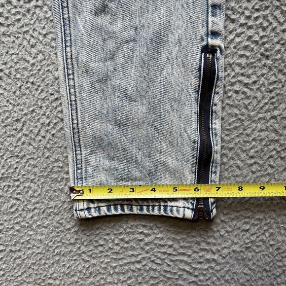 Volcom Jeans Womens Size 27 Blue Acid Wash Straight Leg Ankle Zip - Picture 2 of 12